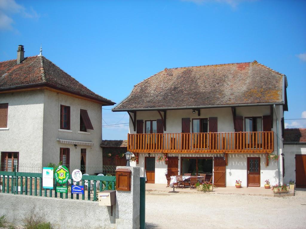 La Bardeliere Villa Corbelin Exterior photo